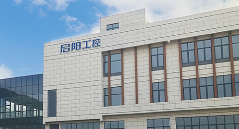 16核性能堪比ARM 64核 國(guó)產(chǎn)CPU龍芯確認(rèn)32核版已完成研發(fā)